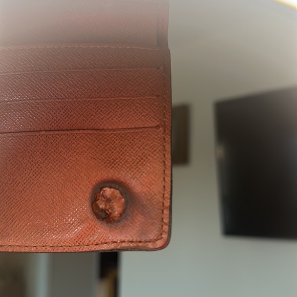 LV Wallet - Picture 2 of 3